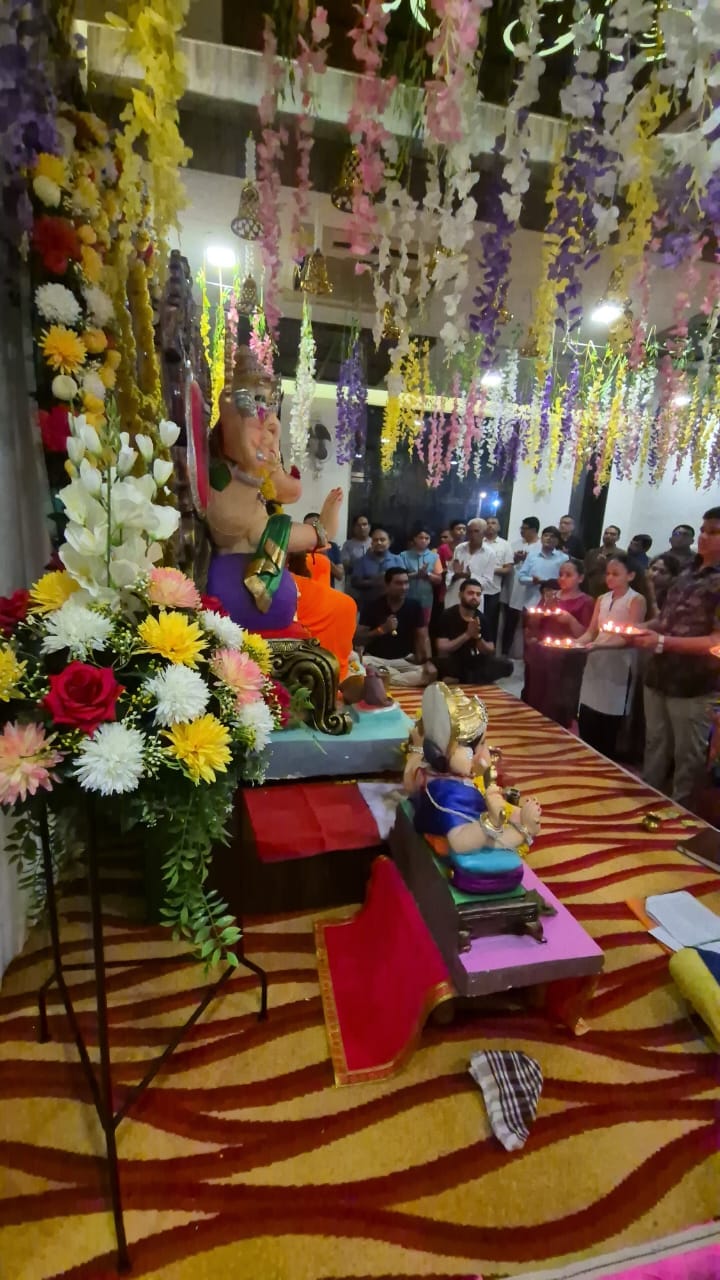 તા.૦૯-૦૯-૨૦૨૪ ના રોજ મારા ફેમિલી સાથે દ્વારકા સોસાયટી બાબેનમાં ગણેશ દર્શન કર્યા.